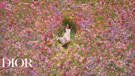 Miss Dior, Natalie Portman, Visual Representation, New Fragrances, Harper's Bazaar, Photo Dump, Pretty Pictures, In The Middle, Flower Power