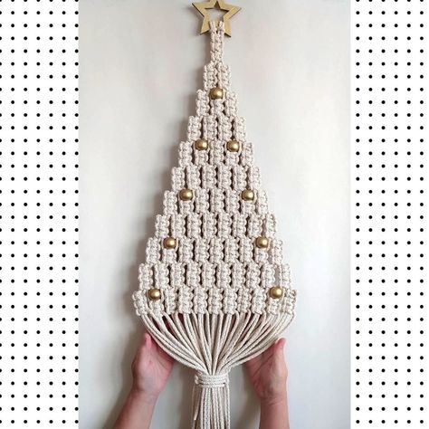 Macrame Xmas Decorations Tutorial, Macrame Christmas Tree Pattern, Macrame Christmas Tree Tutorial, Macrame Board, Christmas Tree Tutorial, Christmas Tutorial, Macrame Christmas Tree, Tree Tutorial, Tutorial Macramé