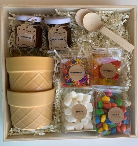 Ice Cream Gift Basket, Popcorn Dessert, Ice Cream Sunday, Food Gift Box, Ice Cream Gift, Celebration Box, Dessert Gifts, Dessert Boxes, S'mores