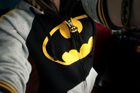 &; Batman Girl, Batman Hoodie, Batman Outfits, Luanna Perez, Girl Hoodie, Tumblr Fashion, Be Okay, Inspiring Images, It's Okay