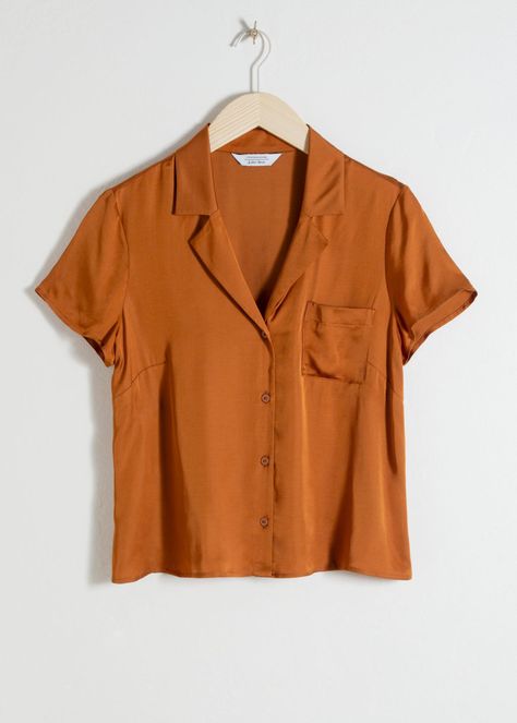 Relaxed Fit Satin Shirt - Rust - Shirts - & Other Stories Biker Look, Sneaker Trend, Party Blouse, Trouser Outfits, Chic Shirts, Winter Mode, Simply Chic, Orange Shirt, Satin Shirt