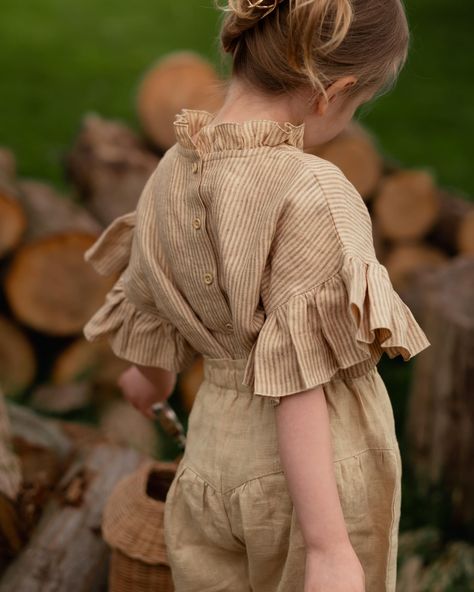 🌿 RUFFLE SLEEVE FRILLS TOP & ANKLE CROPPED PANTS 🌿 the loveliest set in Desert Tan Stripe and Melon linen 💛 these two colors and styles match so perfectly 💛 beautifully captured by @shannaleeschultz Girls Frocks, Frill Tops, Frocks For Girls, Baby Diy, Baby Outfits, Girls Clothes, Sewing Clothes, Baby Wearing, Cropped Pants