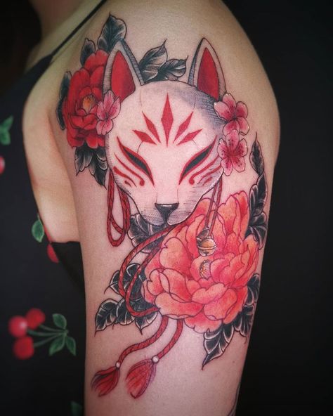 Pei on Instagram: “Kitsune mask on its own ✨✨ thank you so much for letting me do this and you handled it so well!!! See you again soon hehe ❤️❤️🙏” Fox Mask Tattoo, Fox Masks, Japanese Style Tattoo, Japanese Mask Tattoo, Masks Japanese, Fox Tattoo Design, Kitsune Mask, See You Again Soon, Fox Mask