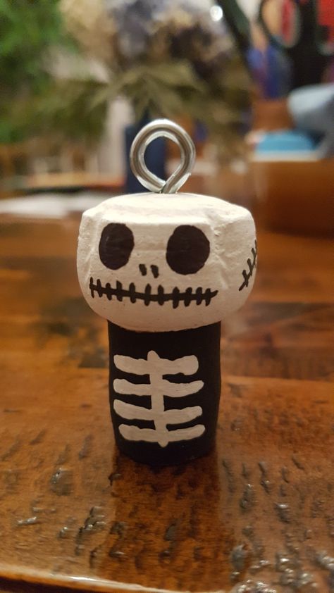 Frankenstein Wine Cork, Cork Halloween Crafts, Halloween Cork Crafts, Cork Crafts For Kids, Champagne Cork Crafts, Cork Crafts Christmas, Wine Cork Diy Crafts, Wine Cork Projects, Recycled Wine Corks