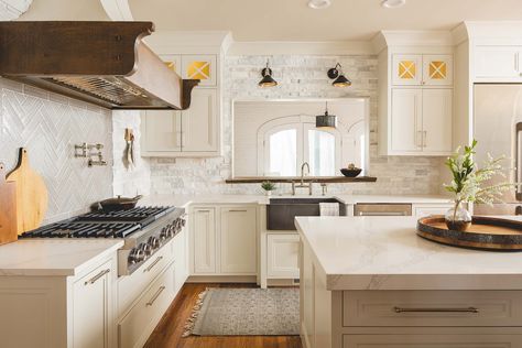 This is NOT Your Typical Modern Farmhouse Marble Backsplash Behind Range, Cooktop Backsplash, Pattern Backsplash, Stacked Stone Backsplash, White Stove, Off White Cabinets, Stone Backsplash Kitchen, Kitchen Island Tops, Marble Herringbone