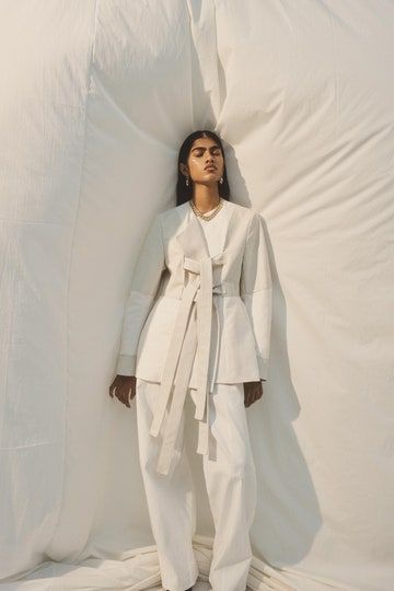 White Curtain Photoshoot, Yoann Bourgeois, White Editorial, Curtain Backdrop, Modeling Poses, Shotting Photo, White Suit, Photoshoot Idea, Photoshoot Concept