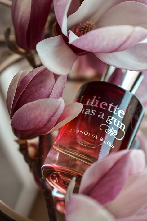 Magnolia Bliss Perfume, Magnolia Perfume, Cloud 9, 2024 Vision, Favorite Scents, Perfume Collection, Christmas Wishlist, Still Life Photography, Product Photography