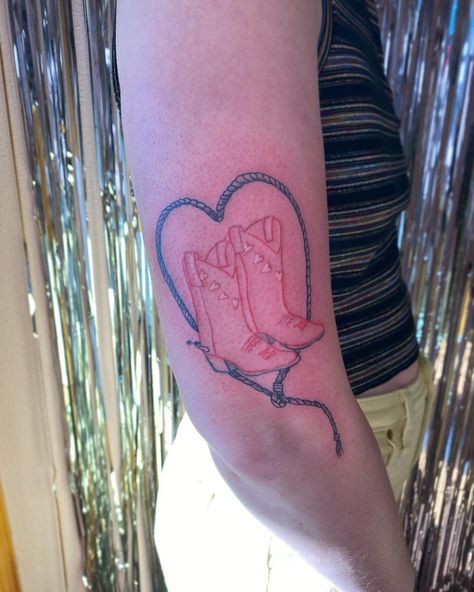 💉lily lew💉 on Instagram: “Touched up these healed boots + added a lasso ❤️💞 thank u Ellen!!!” Lasso Heart Tattoo, Lasso Tattoo, Healed Boots, Thank U, Heart Tattoo, Touch Up, Infinity Tattoo, Lily, Tattoos