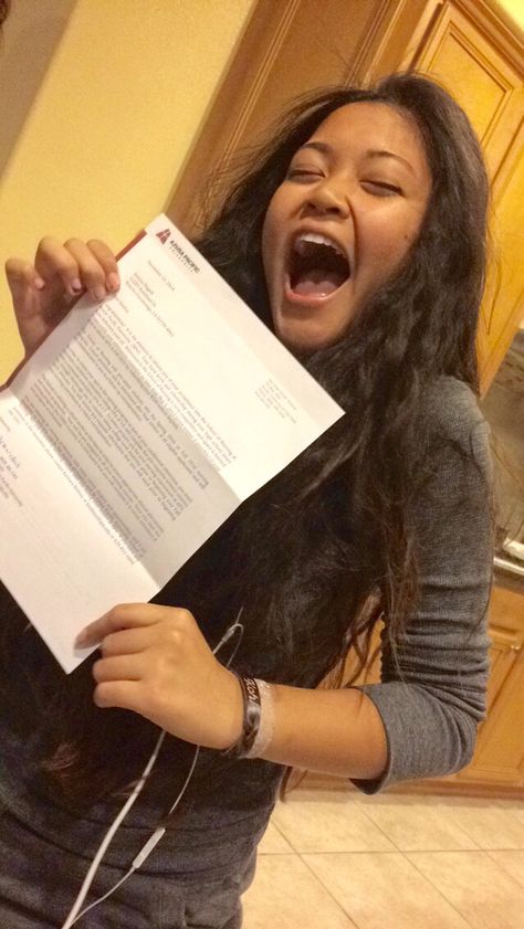 Applying to APU's nursing program was the most terrifying thing I had ever experienced. I've heard many stories of how competitive it was and how only 100 students are accepted every year. And that wasn't it. I heard how stressful it was from students first hand already enrolled in the program. But each seemed so happy with what they were doing that I knew that that was what I wanted to pursue. One long month after sending in my application, I received the letter that began my journey to APU. Accepted To Medical School, Bursary Acceptance Letter, Nursing Program Acceptance, Nursing Acceptance Letter, Acceptance Letter Vision Board, Medical School Acceptance Letter, Nursing School Acceptance Letter, Acceptance Letter Aesthetic, Accepted To College Aesthetic