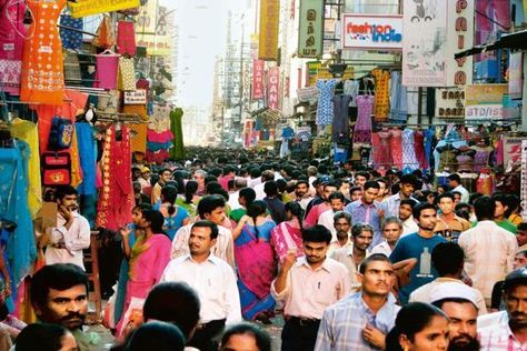 india chennai busy market T Nagar Chennai Photography, India Shopping, India School, Visakhapatnam, Pondicherry, South India, Uttar Pradesh, Incredible India, India Travel