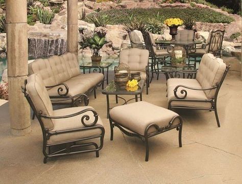 Backdoor Patio, Comfy Backyard, Cast Iron Patio Furniture, Classic Patio Furniture, Cast Aluminum Patio Furniture, Iron Patio Furniture, Small Bedroom Furniture, Metal Outdoor Furniture, Bistro Furniture