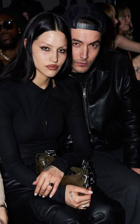 Gabriette And Levi, Gabriette Bechtel Outfits, Gabrielle Bechtel, Gabriette Outfits, Succubus Chic, Gabriette Bechtel, Gabbriette Bechtel, Supermodel Body, Chic Makeup