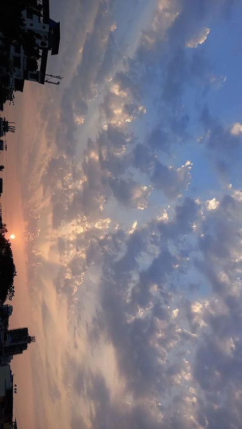 Real Clouds Sky, Sky Pictures Real Life, 2jz Engine, Clouds Aesthetic, Winter Sky, Sky Pictures, Birthday Frames, Sunset Pictures, Sky Aesthetic