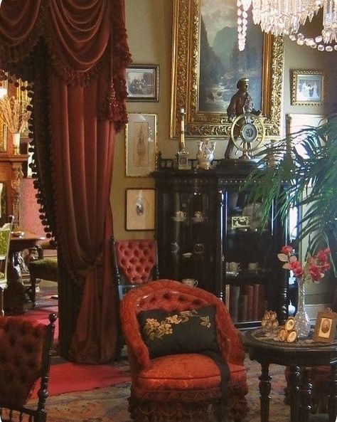 Velvet Beds, Victorian Rooms, Victorian House Interiors, Victorian Living Room, Victorian Parlor, Victorian Home Interior, Victorian Home Decor, Steampunk House, Victorian Interior