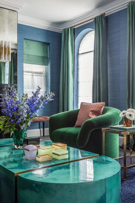 What Color is Replacing Green? Designers are Choosing This Soothing, Nature-Inspired Hue Instead - NewsBreak Sweeping Staircase, Feng Shui Colours, Bold Living Room, Top Sofas, Blogger Inspiration, Ebb And Flow, Happy Design, Living Room Remodel, Room Remodeling