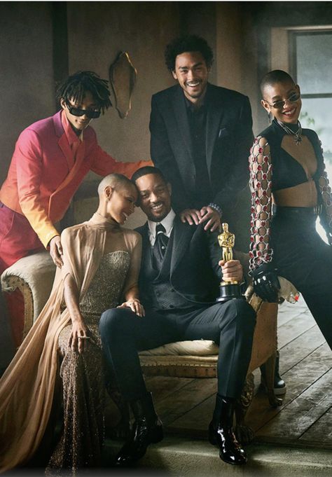 Will Smith And Family, Willow And Jaden Smith, Trey Smith, Kylie Jenner Photoshoot, Mark Seliger, Black Success, Best Actor Oscar, Women Suits Wedding, Jada Pinkett