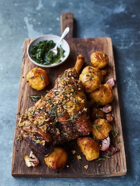 Lamb Roast Recipe, Roast Leg Of Lamb, Lamb Leg Recipes, Best Roast, Pudding Chia, Roast Lamb Leg, Lamb Leg, Leg Of Lamb, Best Dinner