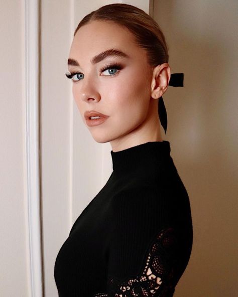 Vanessa Kirby (@vanessa__kirby) • Instagram photos and videos Hung Vanngo Makeup, Kirby Makeup, Hung Vanngo, Painting Famous, Vanessa Kirby, Pretty Females, Fishing Charters, Woman Painting, Beautiful Woman