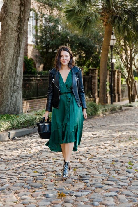 Green wrap midi dress+black leather jacket+snake-print ankle-boots+black handbag. Fall Dressy Casual / Date Outfit 2019 Fall Wrap Dress, Wrap Dress Outfit, Green Dress Outfit, Fall Dressy, Green Wrap Dress, Leather Jacket Dress, Date Outfit Casual, Dresses Casual Fall, Winter Dress Outfits