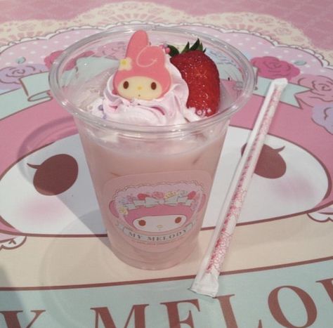 Colorful Desserts, Kitty Cafe, Cute Snacks, Hello Kitty Items, Kawaii Food, Cute Desserts, My Melody, Cafe Food, Pretty Food