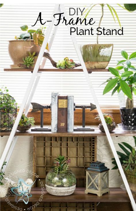 How to build a diy-a-frame-plant-stand using left over wood. - www.designeddecor.com A Frame Plant Stand, Thrift Diy, A Frame Chicken Coop, Plant Stand Decor, Plants Stand, Framed Plants, Trendy Plants, Support Plante, Plant Shelf