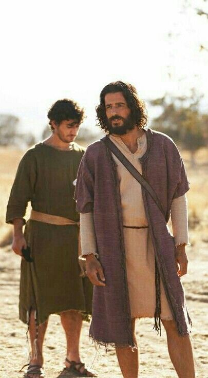 Biblical Costumes Men, Biblical Clothing Men, Biblical Clothing, Hebrew Clothing, Biblical Costumes, Jesus Son Of God, Powerful Pictures, Apostle John, Best Tv Series Ever