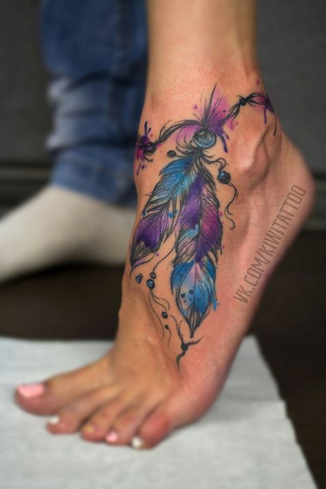 Foot Tattoo Placement, Tattoo Plume, Foot Tattoo Ideas, Foot Tattoo Designs, Anklet Tattoos For Women, Cute Foot Tattoos, Colour Tattoo For Women, Small Foot Tattoos, Tattoos Cute