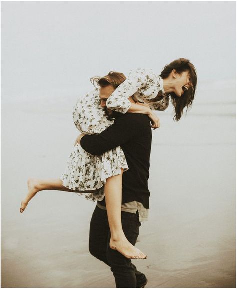 Pick me up, throw me over your shoulder, and run away with me Couple Running, Photographs Ideas, Engagement Photo Poses, Future Boyfriend, Couple Shoot, Couple Portraits, Couples Photoshoot, Picture Poses, Couple Posing