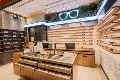 From Japan to the Philippines, optical chain OWNDAYS opens its 56th store in Okada, which happens to be… Eyewear Shop Design, Eyewear Store Design, Healthcare Interior Design, Maya Bay, Medical Office Design, Sunglasses Display, Optical Store, Sunglasses Store, Optical Shop