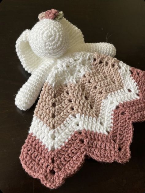 Free Crochet Pattern: Bailee the Bunny Lovey Bunny Lovey Crochet Pattern, Crochet Lovey Pattern, Crochet Lovies, Crochet Lovey Free Pattern, Lovey Crochet Pattern, Lovey Crochet, Bunny Lovey, Lovey Pattern, Crochet Lovey