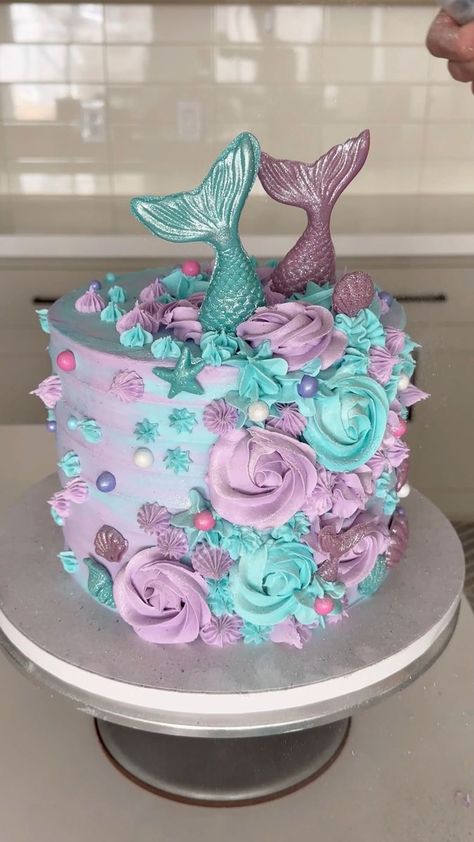 Under The Sea Birthday Cake Buttercream, Chocolate Mermaid Cake, Mermaid Cake Ideas Easy, Buttercream Mermaid Cake, Under The Sea Birthday Cakes, Small Mermaid Cake, Mermaid Cake Buttercream, Purple Mermaid Cake, Simple Mermaid Cake