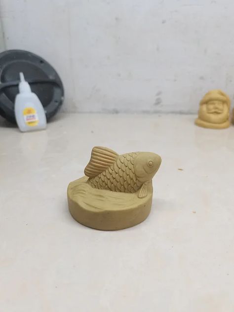 Toilet bolt covers Cat Proofing, Fish Swimming, New Style, Tiny House, Coming Soon, Glaze, Porcelain, Swimming, Fish