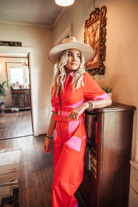 Colorful Western Outfits, Retro Cowgirl Outfits, Pink Nashville Outfit, Pink Western Outfit, Fringe Jacket Outfit, Colorblock Jumpsuit, Nashville Outfits Summer, Nashville Style Outfits, Vintage Shoot