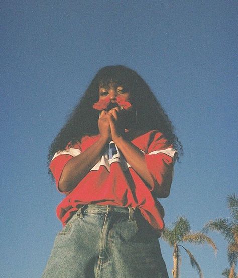 Tkay Maidza Aesthetic, Tkay Maidza, Trouser Outfit, Celebrity Culture, Art Collage Wall, Photography Inspo, Rappers, Pretty In Pink, Aesthetic Pictures