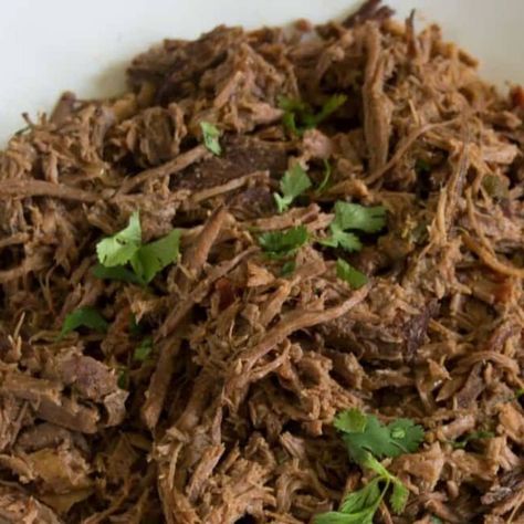 Slow Cooker Mexican Shredded Beef - Everyday Eileen Slow Cooker Mexican Shredded Beef, Chuck Roast Chili, Instant Pot Shredded Beef, Shredded Beef Recipe, Beef Rump Roast, Shredded Beef Recipes, Slow Cooker Mexican, Mexican Shredded Beef, Beef Rump