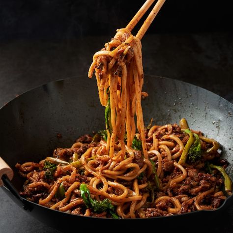 Pork Noodles Recipe, Sichuan Pork, Pork And Broccoli, Broccoli Noodles, Pork Broccoli, Marion Grasby, Homemade Chilli, Roasted Broccolini, Marion's Kitchen