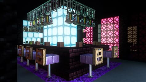 Cyberpunk Bar Minecraft Map Minecraft Bar Building, Club Minecraft Ideas, Minecraft Nightclub Ideas, Club In Minecraft, Bar Minecraft Build, Minecraft Dance Club, Neon City Minecraft, Minecraft Arcade Building, Minecraft Building Ideas Casino