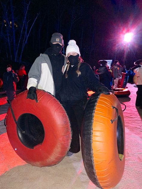 Double Date Ideas Winter, Date Ideas Aesthetic Winter, Things To Do For Christmas With Boyfriend, Winter Things To Do With Boyfriend, Snow Tubing Pictures, Couple Activities Photos, Winter Couple Activities, Winter Dates Aesthetic, Cute Winter Dates