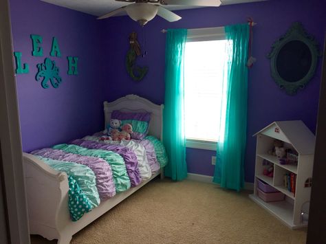 Purple and teal mermaid room                                                                                                                                                                                 More Purple Bedroom Walls, Mermaid Themed Bedroom, Purple Bedroom Design, Mermaid Decor Bedroom, Casa Disney, Purple Bedroom Decor, Teal Mermaid, Purple Room Decor, Purple Wall Decor