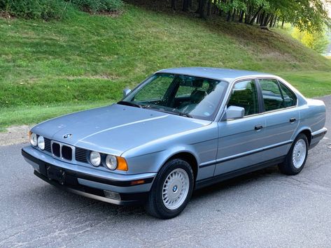 An iconic car in the automobile world, the 1990 BMW 525i embodies classic German engineering and timeless design. With a striking blue exterior, well-preserved condition, and an impressively low mileage of just 69k miles, this luxury sedan is now for sale. It’s a unique opportunity for classic car enthusiasts and BMW lovers alike to acquire this well-maintained sedan at an affordable price of $15000. An Overview of the Classic 1990 BMW 525i A beloved model from the 90s, the BMW 525i is a… 90s Bmw, 1990 Bmw M3, Bmw 90s Car, Bmw 735i 1992, Bmw 1990, Bmw 1995, Blue Exterior, Oil Service, German Engineering