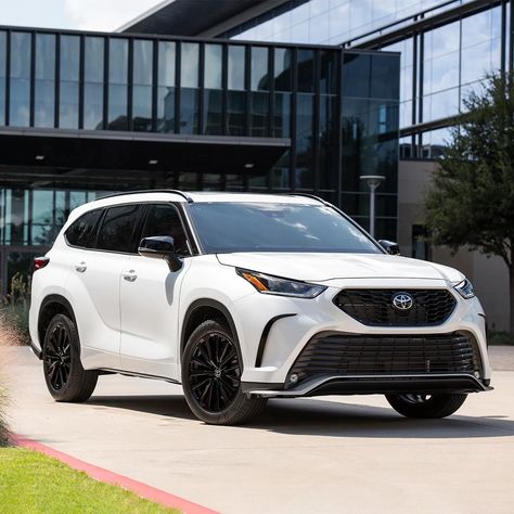 The choice is black and white. #TOYOTA #Highlander Visit us at Lugoff Toyota! #fastfairfriendly #lugofftoyota #servicematters #toyotanation #columbiatoyota #toyotalife #toyotacare #toyotaclub #letsgoplaces #toyotalove Engine Stands, Toyota Highlander Xle, Toyota Hybrid, Toyota Highlander Hybrid, Lyft Driver, Car Guide, Acura Mdx, Toyota Highlander, Toyota Cars