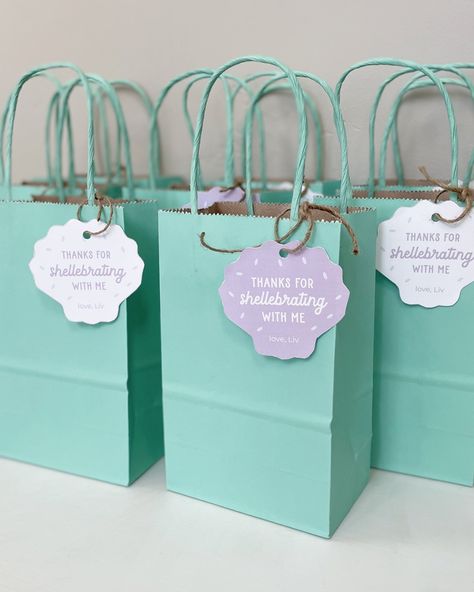 Mermaid Party Favors Bags, Mermaid Party Decor, Butterfly Ideas, Little Mermaid Party, First Birthday Posters, Mermaid Theme Birthday Party, Mermaid Party Favors, Mermaid Party Decorations, Third Birthday Party