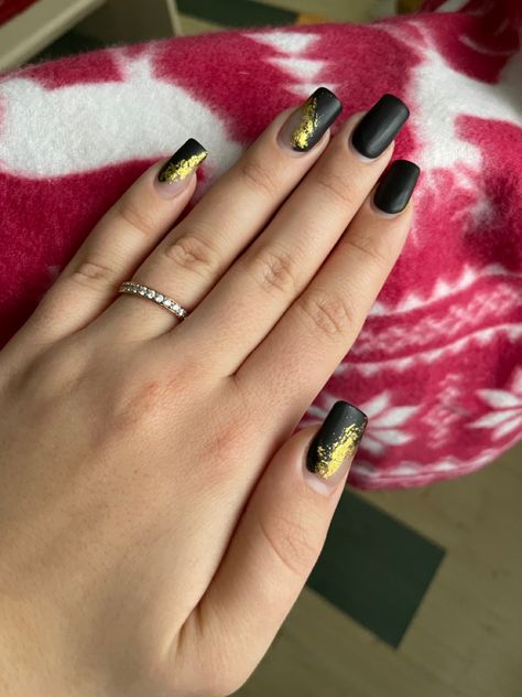 Matte Black Nails With Gold, Black Nails With Gold, Black Gold Nails, Nails With Gold, Matte Black Nails, Gold Nails, Black Nails, Matte Black, Gemstone Rings