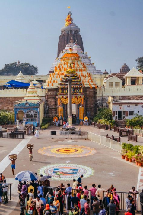 Puri Temple, Jagannatha Beautiful Images, Jagannath Temple Puri, Jagannath Puri, Best Cartoon Shows, Jay Jagannath, Hand Silhouette, Indian Temple Architecture, Iconic Architecture