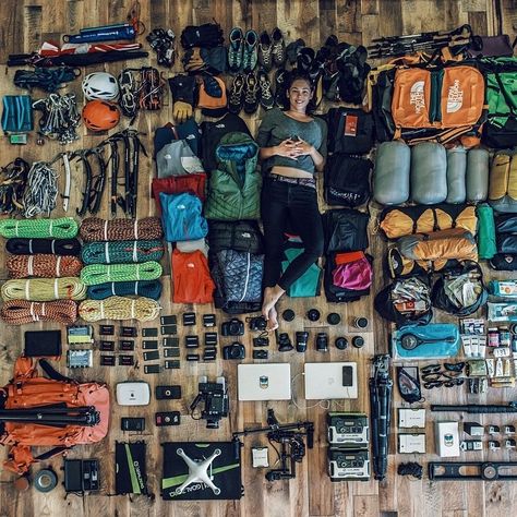 New Cinema, Bushcraft Camping, Ultralight Backpacking, Climbing Gear, Adventure Gear, Backpacking Gear, Camping Survival, Camping Equipment, Hiking Gear