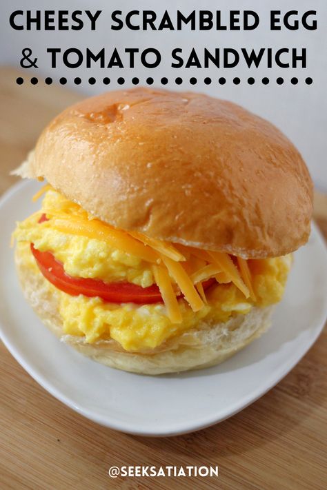 Egg Tomato Breakfast Sandwich, Egg And Tomato Sandwich, Egg Tomato Sandwich, Cheesy Scrambled Eggs, Egg Tomato, Tomato Breakfast, Egg And Cheese Sandwich, Cheesy Eggs, Eggs Breakfast