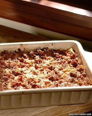 Lasagna Bolognese Bolognese Lasagna, Lasagna Bolognese, Sausage Lasagna, Traditional Lasagna, Bolognese Recipe, Sweet Italian Sausage, Bolognese Sauce, Pasta Sauces, Goulash