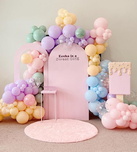 Birthday backdrop for a SWEET ONE 💕#atxbackdrop #atxbirthday #atxeventdesign #austinproposals #atxproposal #austinpartydecoration… | Instagram Sweet One First Birthday Backdrop, Sweet One First Birthday, First Birthday Backdrop, Sweet Birthday, Back Drop, Birthday Backdrop, Bday Ideas, Kids Decor, First Birthday