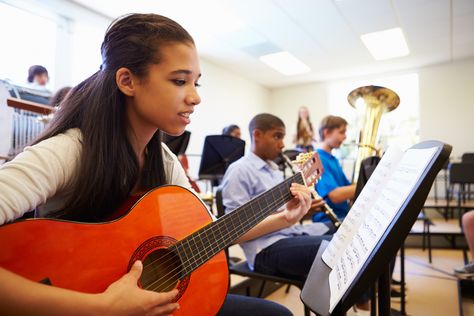 Music students do better in school than non-musical peers https://news.ubc.ca/2019/06/24/music-students-do-better-in-school-than-non-musical-peers/ Activities For High School Students, Activities For High School, English Exam, Science Skills, Public High School, Elementary Music Classroom, Music Student, School Worksheets, Educational Psychology