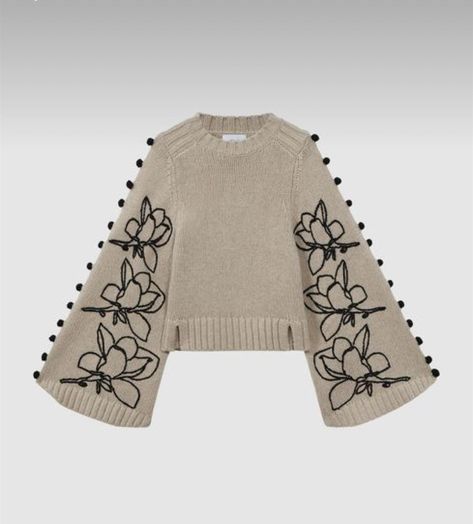 Embroider On Knit, Surface Cording, Romantic Knitwear, Sweater Knitting Designs, Wool Crop Top, Modern Feminine Style, Knitting Top, Embroidered Jumper, 일본 패션